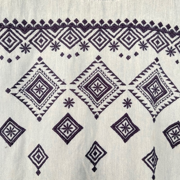 NEW Justice Bottom Down Denim Shirt with Embroidery on the back. - Picture 4 of 9